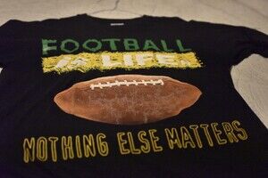 Football is life t shirt XL 136